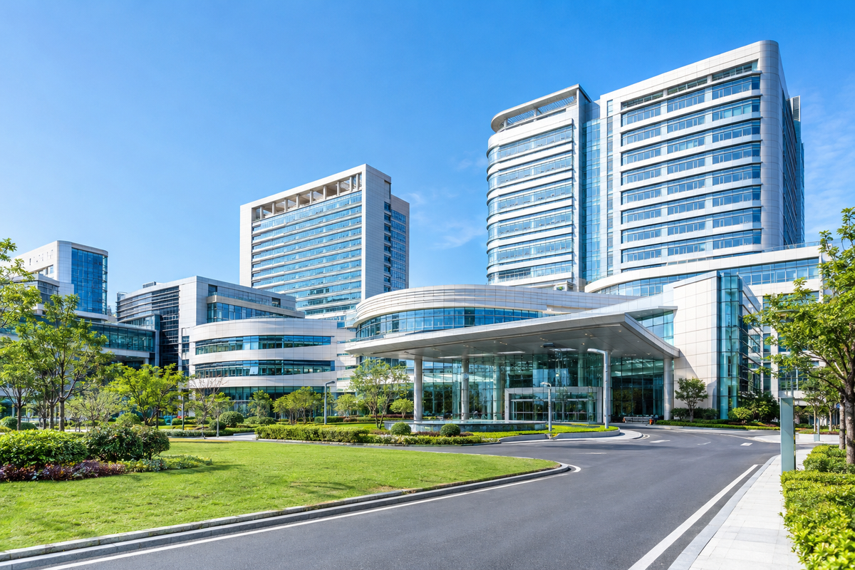 Nanfang Hospital Southern Medical University exterior medical campus